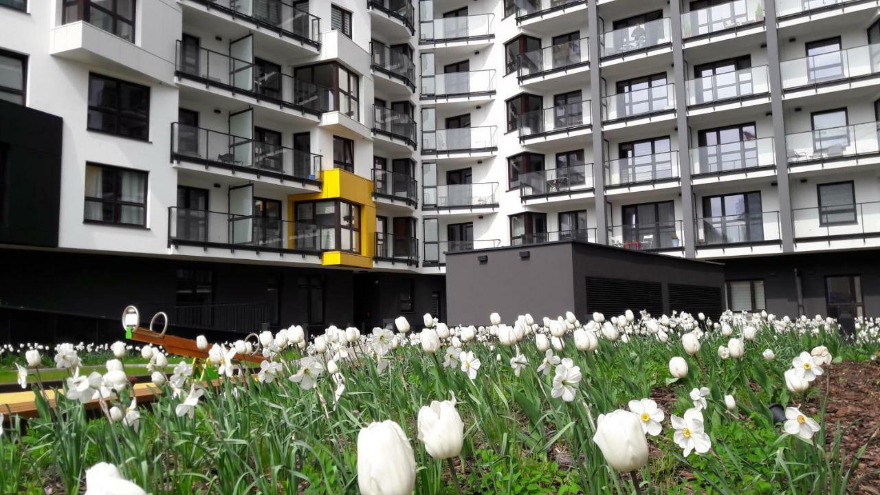 Newburg Apartments Wolska Varsóvia Exterior foto